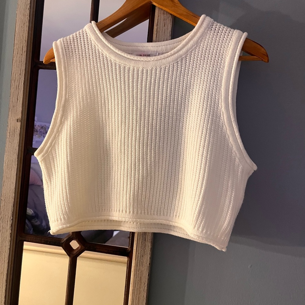12th Tribe white Crop Top vest - Picture 2 of 8